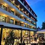 Olymp ホテル 4*
